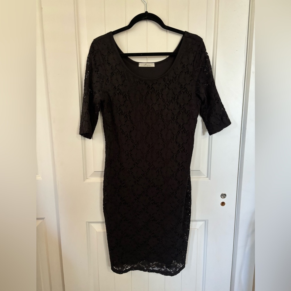 Gaze Semi Formal Black Lace Lined Midi Dress Size L Large. Form fitted, bodycon